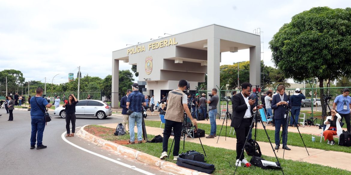 8/1:-lembre-como-a-imprensa-estrangeira-repercutiu-condenacoes-do-stf