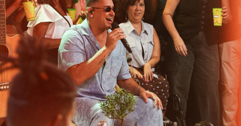 xanddy-harmonia-revisita-discografia-e-hits-em-gravacao-do-macaco-sessions