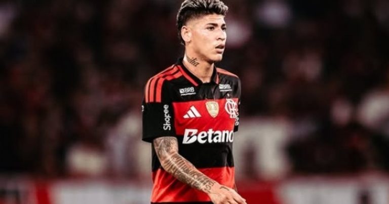 stjd-suspende-jorge-carrascal-por-tres-jogos-apos-expulsao-em-jogo-contra-o-palmeiras