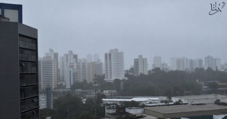 salvador-registra-12-ameacas-de-desabamento-e-6-de-deslizamento-durante-fim-de-semana-de-chuvas-fortes