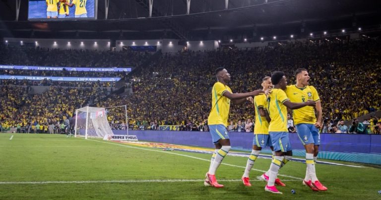 com-show-no-maracana,-brasil-atropela-o-panama-no-ultimo-amistoso-em-casa-antes-da-copa-do-mundo