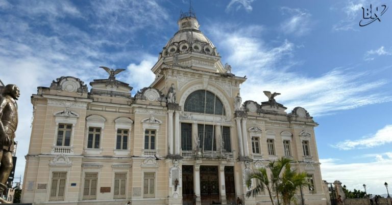 hotel-de-luxo-no-palacio-rio-branco-deve-contar-com-90-quartos-e-custo-de-r$-250-milhoes,-em-salvador