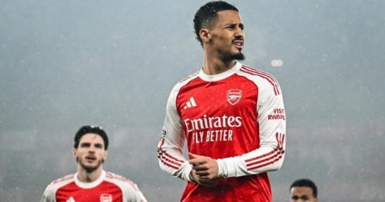 franca-teme-perder-saliba-para-a-copa-do-mundo-apos-agravamento-de-lesao