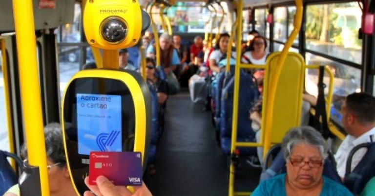 pix-no-onibus:-vereador-sugere-a-aceitacao-de-pagamentos-eletronicos-no-transporte-coletivo-de-salvador