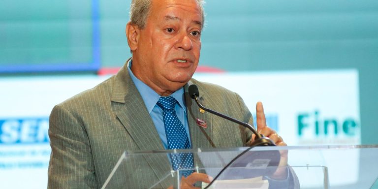 cni-ve-risco-para-exportacoes-com-tarifa-de-25%-dos-eua