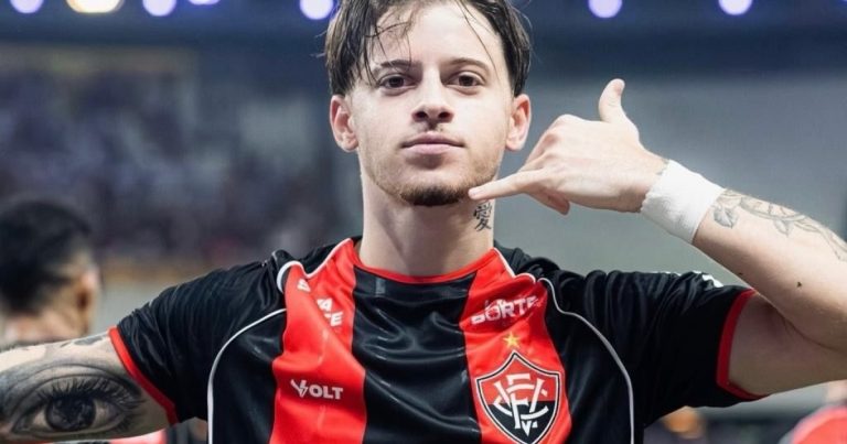 Eficiência decisiva: Tarzia participa de gol a cada 36 minutos nos últimos jogos do Vitória; veja números eficiencia-decisiva:-tarzia-participa-de-gol-a-cada-36-minutos-nos-ultimos-jogos-do-vitoria;-veja-numeros