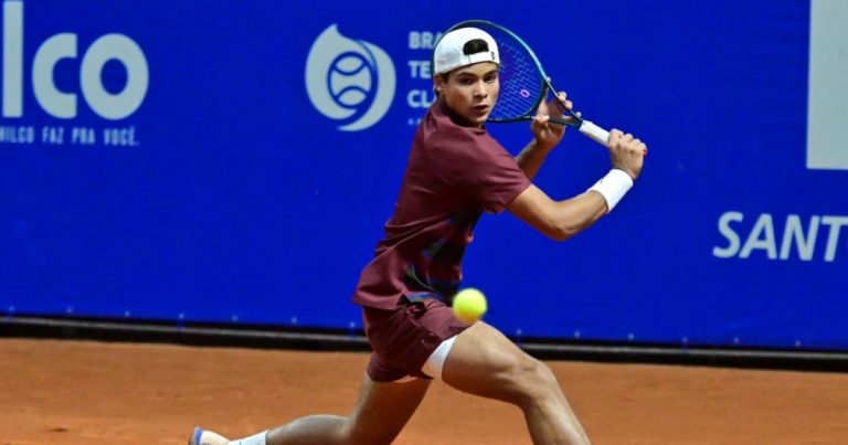 guto-miguel-avanca-a-final-juvenil-de-roland-garros-e-busca-titulo-inedito-para-o-brasil
