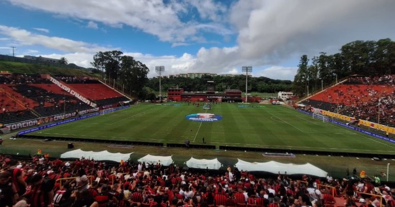 confira-as-escalacoes-oficiais-de-vitoria-x-fortaleza-pela-final-da-copa-do-nordeste