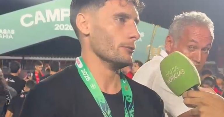 martinez-revela-que-jogada-do-gol-de-empate-do-vitoria-nao-tinha-sido-ensaiada:-“nada-planejado”