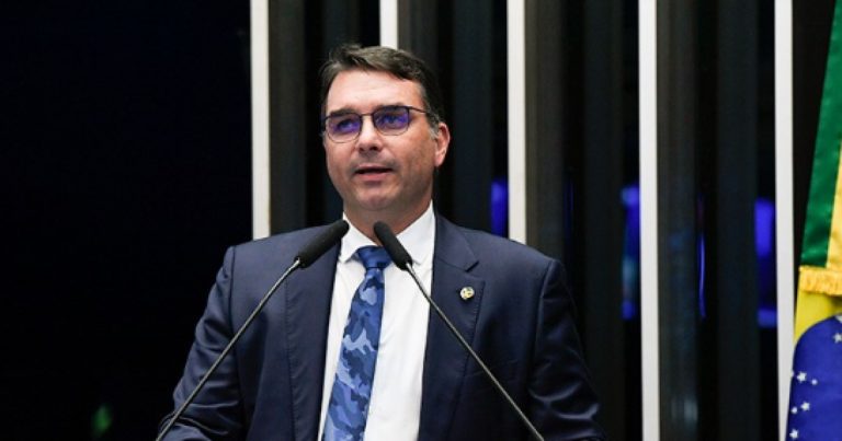 TSE suspende pesquisa AtlasIntel que mostrou queda de Flávio Bolsonaro após áudio com Vorcaro tse-suspende-pesquisa-atlasintel-que-mostrou-queda-de-flavio-bolsonaro-apos-audio-com-vorcaro