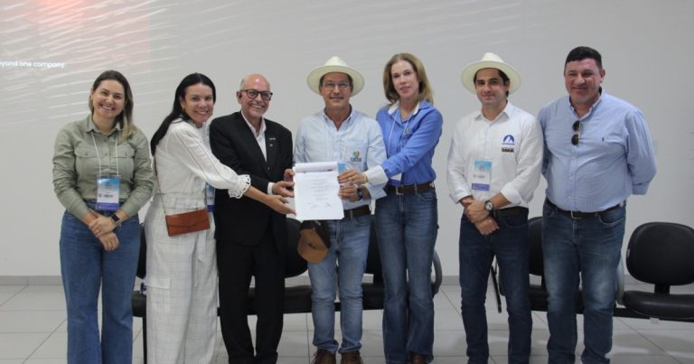 Bahiagás assina protocolo para desenvolver projetos de biogás e biometano no Oeste baiano bahiagas-assina-protocolo-para-desenvolver-projetos-de-biogas-e-biometano-no-oeste-baiano