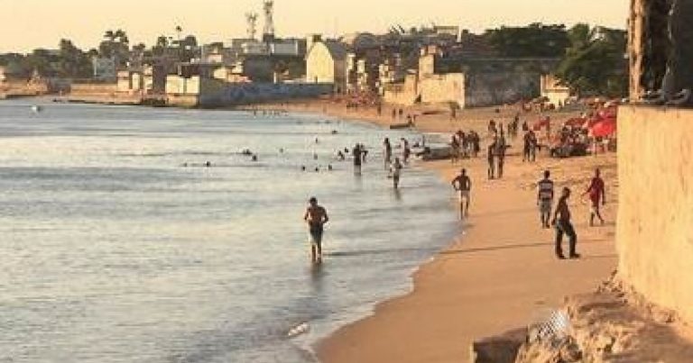 corpo-e-encontrado-na-praia-do-cantagalo-em-salvador