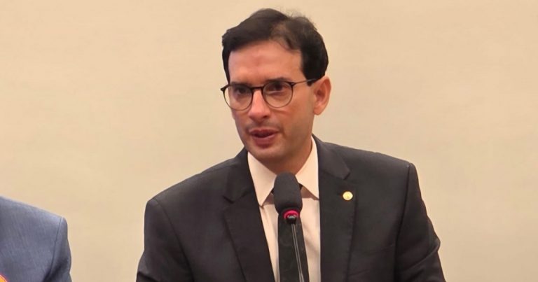 motta-quer-mostrar-aos-lideres-parecer-de-leo-prates-sobre-jornada-6×1-e-deputado-diz-que-texto-“nao-tera-surpresas”
