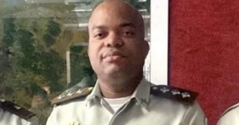 Capitão da PM é condenado a mais de 21 anos de prisão por corrupção passiva e peculato na Bahia capitao-da-pm-e-condenado-a-mais-de-21-anos-de-prisao-por-corrupcao-passiva-e-peculato-na-bahia