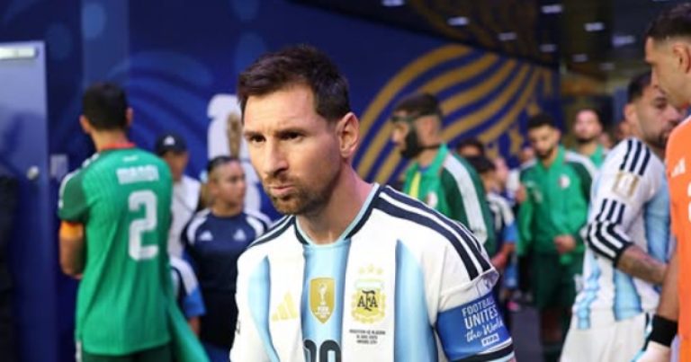 apos-noite-historica,-messi-explica-choro-e-diz-ter-vivido-“dias-dificeis”