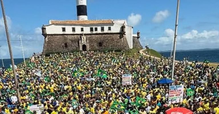 Bolsonaristas promovem ‘Corrida Patriota’ no 2 de Julho em Salvador com participação de deputados bolsonaristas-promovem-‘corrida-patriota’-no-2-de-julho-em-salvador-com-participacao-de-deputados