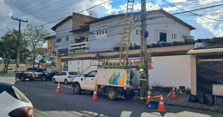 dois-sao-presos-em-acao-contra-‘gatos’-de-energia-em-feira;-desvios-abasteceriam-6-mil-casas-em-1-mes