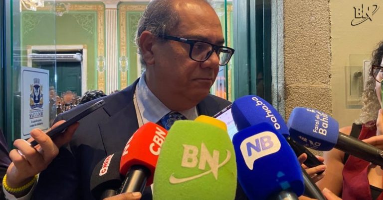 Carlos Muniz diz que adiamento de projeto contra Kiss e Fly prejudica população de Salvador carlos-muniz-diz-que-adiamento-de-projeto-contra-kiss-e-fly-prejudica-populacao-de-salvador