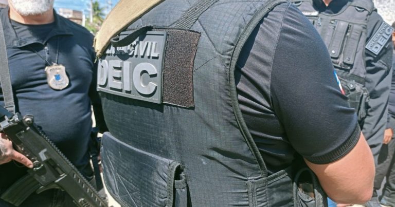 Homem foragido por receptação e estelionato em Santa Catarina é preso em Feira de Santana homem-foragido-por-receptacao-e-estelionato-em-santa-catarina-e-preso-em-feira-de-santana