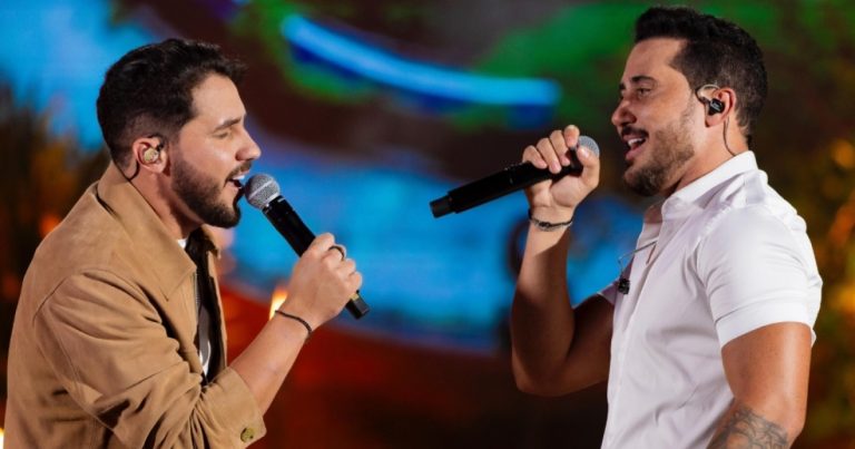 video:-“eu-queria-ver-se-fosse-safadao”,-diz-iguinho-da-dupla-com-lulinha-apos-policia-encerrar-show-em-pernambuco